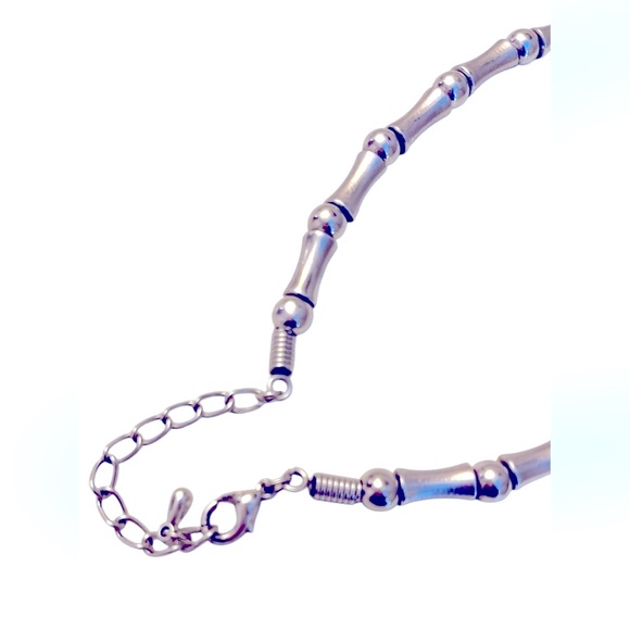 Bone Style Necklace - Picture 2 of 3